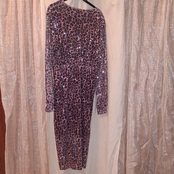 Boohoo Pink Leopard Twist Front Long Sleeve Dress Midi Dress - Picture 6 of 7